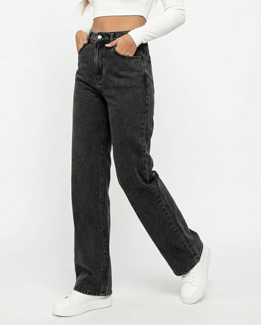 The Arlisse Jeans