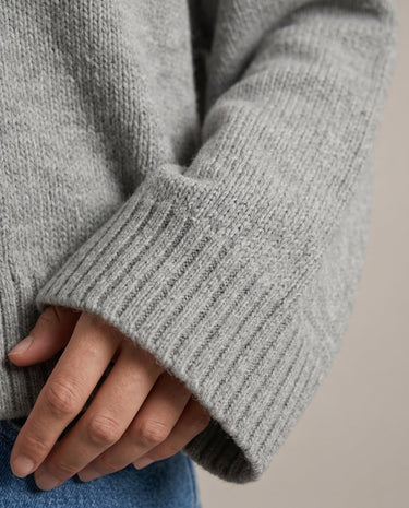 Gray knit cardigan, ribbed cuff close-up – Moriel Heritage