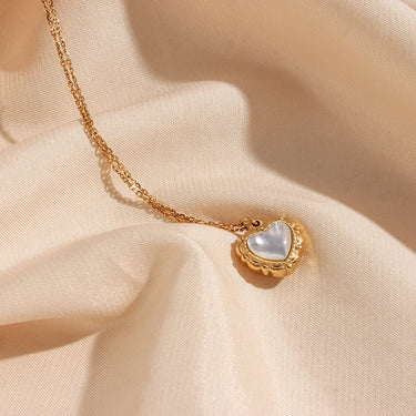 Vintage Heart Pendant Necklace