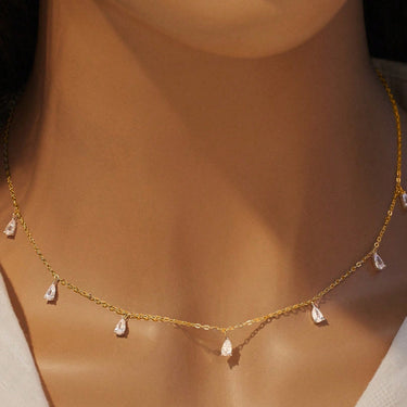 Gentle Drop Gold Necklace