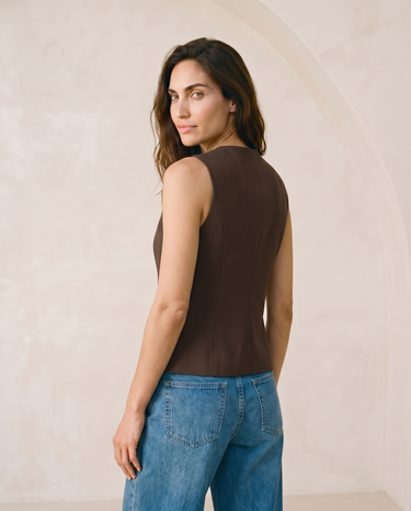 White polyester vest, view 2 – Moriel Heritage