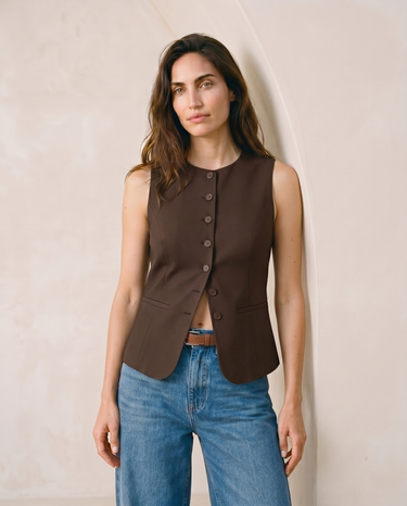 Burgundy polyester vest – Moriel Heritage