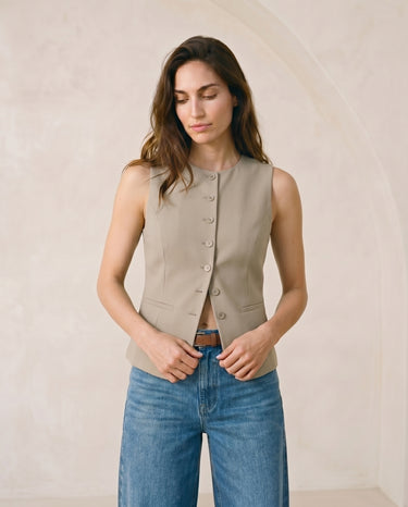 Polyester vest, view 3 – Moriel Heritage