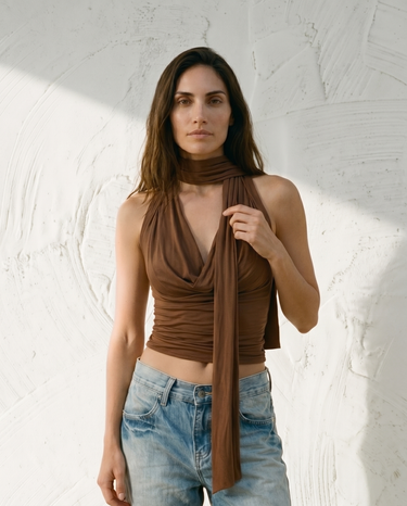 Black crew-neck top, view 3 – Moriel Heritage