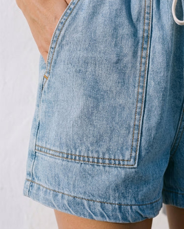 Light Wash denim shorts, back pocket close-up – Moriel Heritage