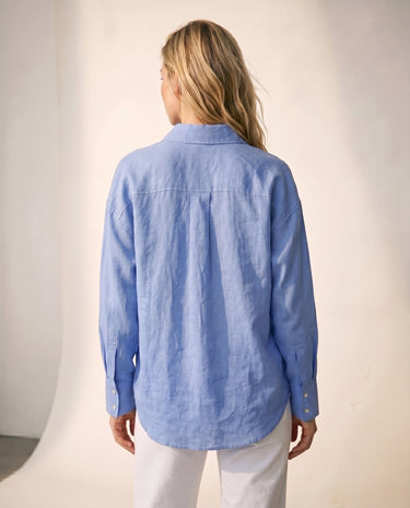 Back view of the blue poplin shirt showing the relaxed fit – Moriel Heritage