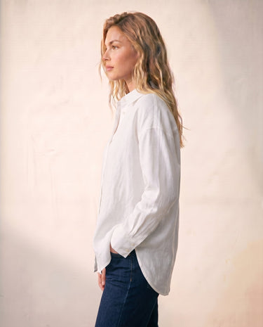 Side view of the white poplin shirt showing the relaxed sleeve – Moriel Heritage